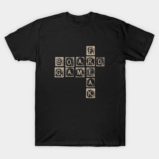 Board Game Freak - for light backgrounds T-Shirt by Xie